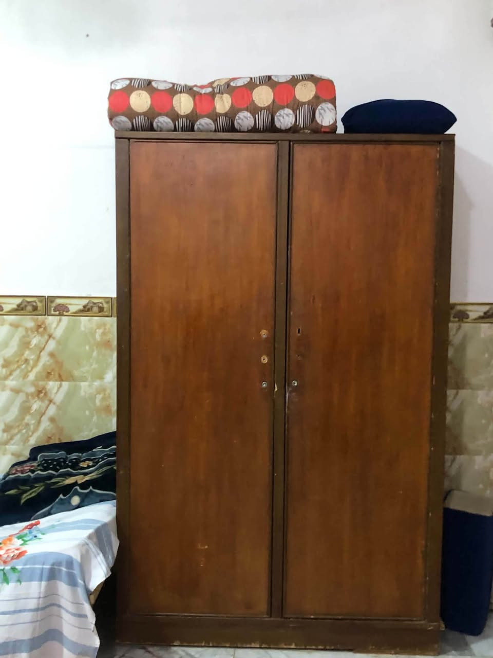 للــبيع 

كنتــور مع جــربايٰة سعر ١٠٠ وبي مجال 
للتواصل فقط واتساب 
*********** 
المكان النجف
