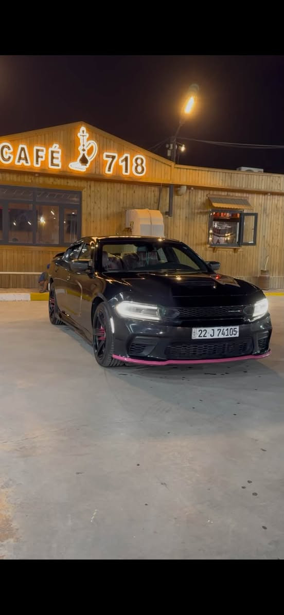 سلام عليكم جارجر Gt سوبر تراك باك
محرك v6 حجم3600
رقم اربيل وباسمي تحويل ثاني يوم 
حادثها مو قويه جاملغ الامامي باب السايق والهلال مال باب الخلفي والجاملغ الخلفي امباوك صبغ جزه منه مع وجود رصعه في الشاصي صغيره فقط موجود صور الحادث 👇المحرك والكير ع وضع الشركه برغي (ممفتوح منها )سياره نضيفه كلش كلش.              (استخدام شخصي) 
مواصفات....*
* كشنات كهربائيه 
* سستم صوت 
* دكمه سوبر تراك باك + دكمه سبورت 
* الكاميرات الخلفيه
*شاشه كبيره(Uconnect)
* حساسات خلفيه 
* التحكم في درج حراره 
* مصابيح زنون 
* مانع انزلاق 
* تشغيل عن بعد 
* كاربلاي 
*كشافات ضباب 
* تثبيت سرعه 
* شفتات سرعه 
*دشبول وبطاين بلادي 
* ويل نجمه اصلي +تايرات جديده 
*جناح سوبر تراك باك +فجوج 6بستم وعليها اضافات للجماليه 
ادام كامل من دهن وفلاتر 
سياره لتراي مالتها تروح بيها للبصره وترجع سياره كلش نضيفه (وتجي وشوف بعينك )♥️
السعر: 195 وبيها مجال قليل مال حك الجي 
الرقم :***********
بيع فقط لاتكسر بيها معجبتك اعبرها وذكرني بكلمه طيبه🙂

نص مكتوب في الصور:
- BidFax.info