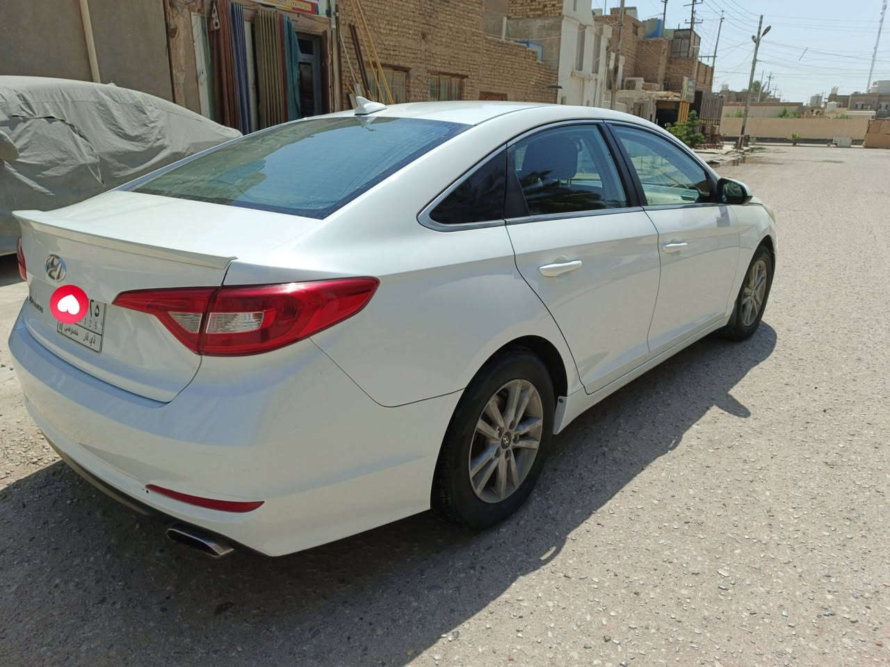 سلام عليكم سوناتا للبيع موديل 2015 وارد امريكي بيه جاملغ وبنيد سياره جاهزه وباقي كفاله سعر 115وبيه مجال ملاحضه ( امراوس ستاركس أو سياره سبعه راكب ) ***********
