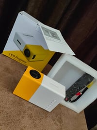 بروجكتر محمول • LED • ١٠٨٠P
