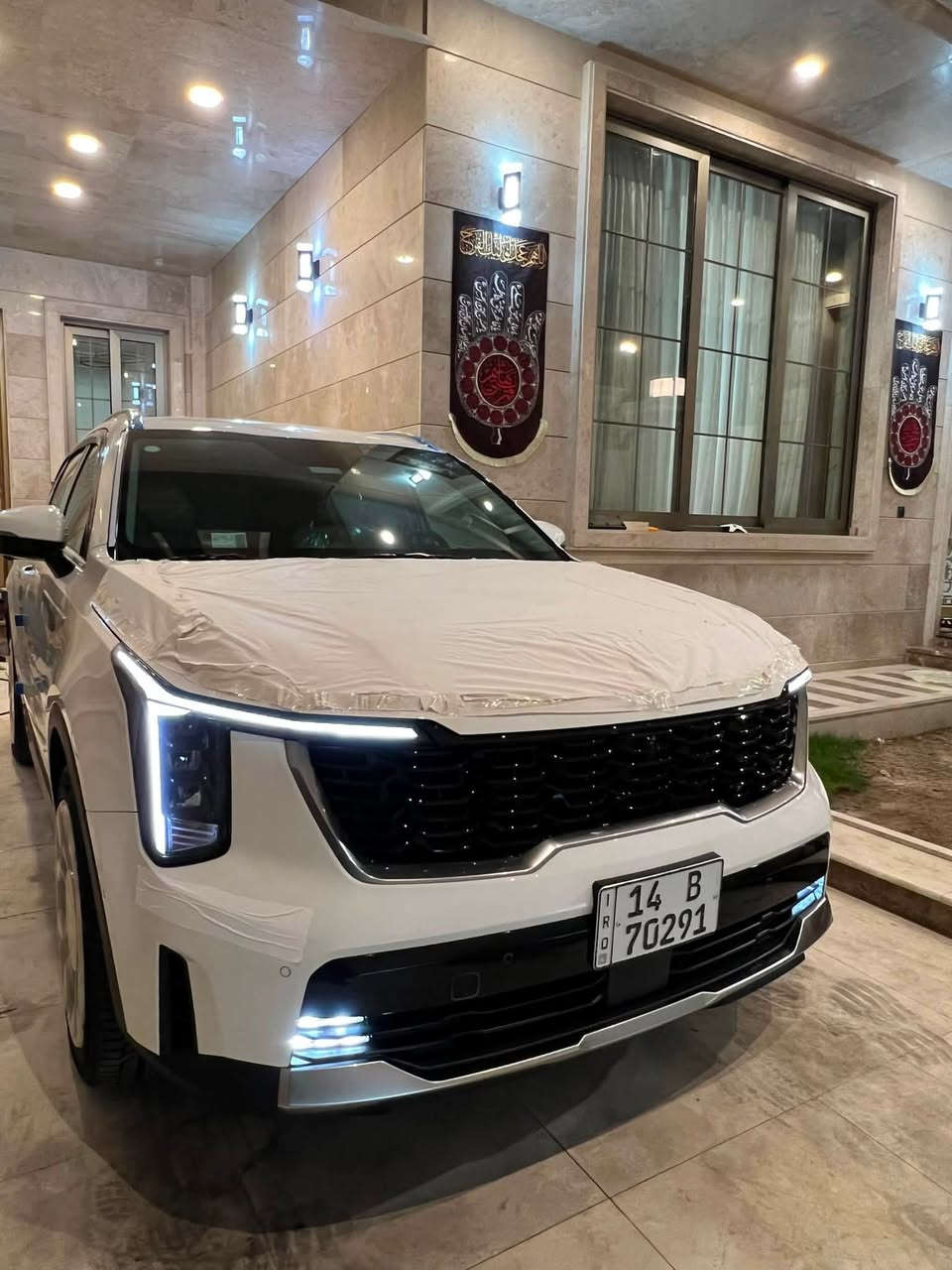 سورنتو 2025 ماشيه 7 فول مواصفات عد البنراما كلش ضمان الدوليه رقم بصره الانكليزي 5 كامرات كشنات جلد بلاد تقديم وترجيع بالرموت توقف ذاتي 6 سلندر ويل 20 داتشو حساسات 12 عليه PPF خارج السياره وداخل بالكامل اب14 ورقه مكاني بصره الشراي يتصل ***********
