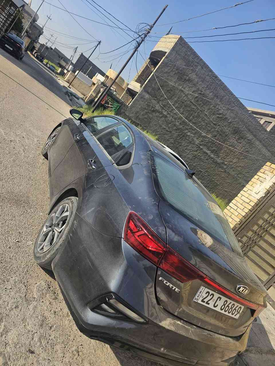 سلام عليكم كيا فورتي 21 بيه 5 قطع سونار موجود بل نشر كير محرك جديد صدر جديد تبريد جاهزه السياره عنوان بغداد المحموديه *********** عراضه ب110 وبيه مجال

