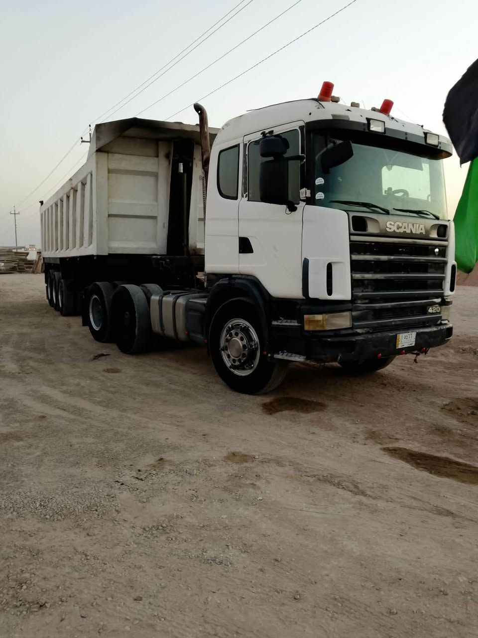 السلام عليكم سكانيه شيراوي خليجي
موديل 2005 ما معلايه بموديله  شاصي وقماره مكفوله 
عربانه علم الماني ذرعه 42بدون تعلاوه جاهزه الإستفسار ***********
