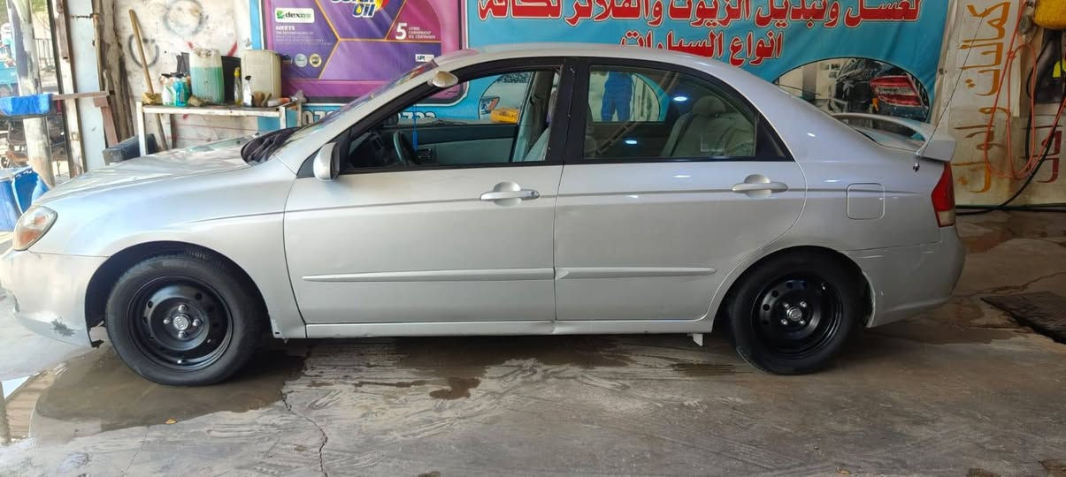 سلام عليكم كيا سبكترا 2008 رقم بغداد دولي او بسمي السيارة سنوية ل 30 مكينة او كير او حدادية او تخم تاير السيارة جاهزة نقص بيها بس التبريد السيارة مكانها كربلاء
***********
