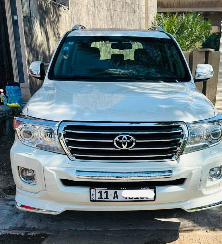 السلام عليكم لاندكروز موديل ٢٠١٣ 

نوع بريم فول مواصفات 
بدون صبغ فقط بارد في مناطق صغيرة
السيارة باسمي السنوية لغاية عام ٢٠٣١ هزة جديدة 
السونار مرفق بالصور 
محرك وگير بلادي مكفول صدر جديد تخم تاير 
السيارة ماشيه  ٢٠٧الف كم حقيقي 
السعر ٣٣٥ $ 
سياقتها عبالك زيرو من الشركة 
غير متواجد بالفيس 
الاتصال بالرقم
*********** 
بغداد الكرخ
