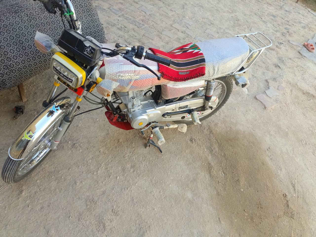 دراجه لبيع اوراق اصولي وكيل العارضي وضع شركه الدراجه احله من الصوره العنوان الشنافيه ب 850وبيه مجال ***********
