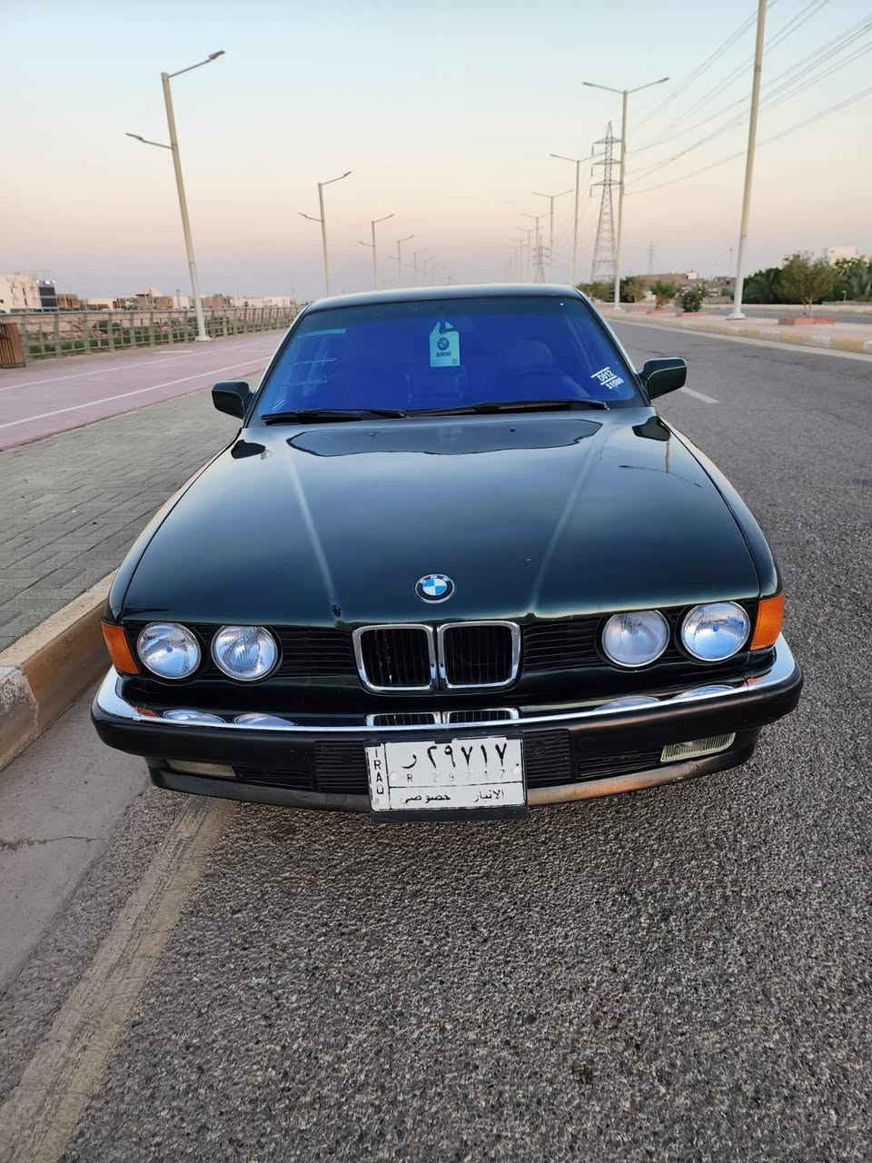 موديل ١٩٩٢ • الرمادي • للبيع