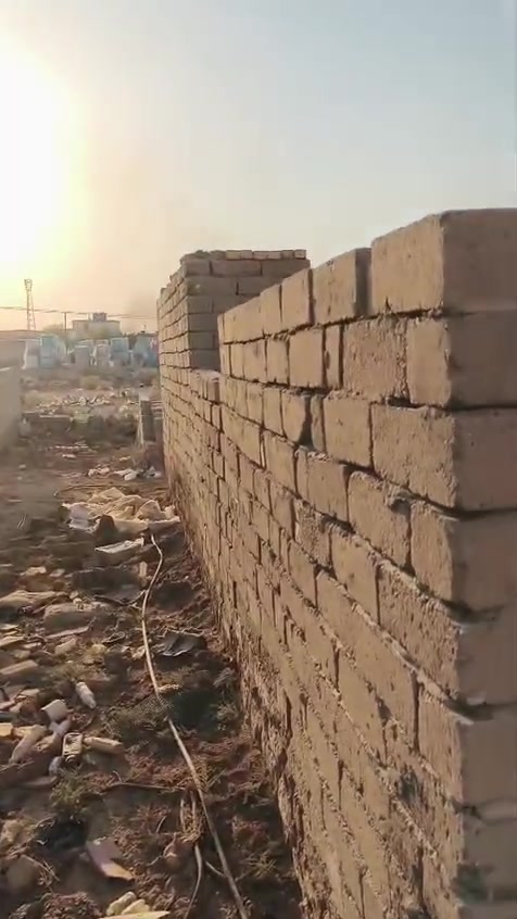 السلام عليكم  هيكل للبيع المساحه 200 م ينباع بسعر قطعه عنوان قريب على كراج
سيد خضير يبعد عن الشارع 100 متر طابو زراعي من صاحب الارض مباشرة السعر 10 وبي مجال للاستفسار اتصل على الرقم   ***********
