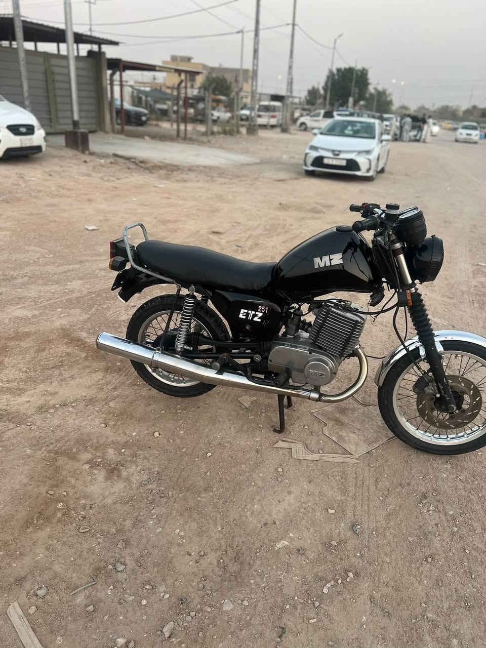 السلام عليكم من رخصت صاحب الكروب قمبوره للبيع 
 ماطور مرتب بيها صوت فلاوين فقط السعر 1400 تواصل *********** ماسنجر ما متواجد. العنوان ديوانيه قضاء عفك❤️
