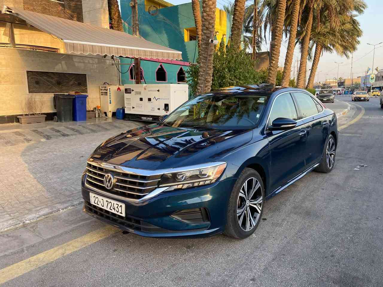 باسات 2021 SE - 
 الموديل: 2021
 الحادث والسونار موجود بالصور او اي استفسار تواصل ع الخاص 
 المحرك: 2.0L Turbo (تيربو 2000)
 المسافة المقطوعة: 155,000 كم 
 الرقم: أربيل (وكالة أو تحويل مضمون)
🔹 أبرز المواصفات:
 فتحة سقف كهربائية.
 كشنات جلد + تدفئة.
 رادار أمامي مع نظام كبح ذكي/تحذير اصطدام.
 نظام تحديد المسار (Lane Keep Assist).
 نظام النقطة العمياء (Blind Spot Monitor).
 شاشة لمس كبيرة تدعم Apple CarPlay و Android Auto.
 كاميرا خلفية بدقة عالية.
 تكييف ثنائي المناطق مع فتحات تكييف خلفية.
 ويل كب سبورت وحساسات إطارات
  
 السيارة جاهزة .
📍 المكان: [بغداد ]
💰 السعر: [ 120]بيه مجال 
***********

نص مكتوب في الصور:
- @gqqtt
- @9sqrlt