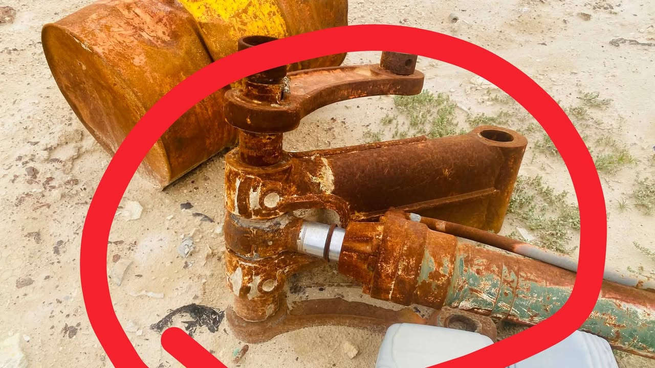 لعابات أو قامات مال حفارة يرهم كوماتسو او هيتاشي عدد 2 قياس البيم 90 للبيع للاستفسار واتساب ***********
