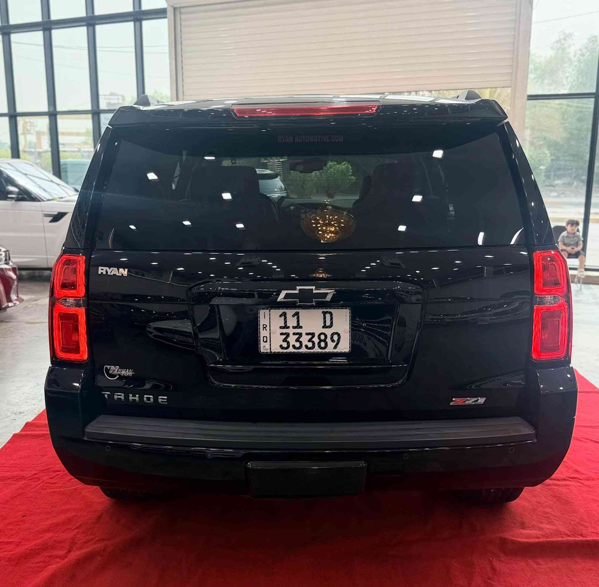 السلام عليكم 
تاهو : LT 
موديل : 2019
ماشية :67الف ميل
المواصفات 
تشغيل عن بعد 
تحكم ستيرن جهتين 
كروز سرعة 
رادارات 
تحديد مسار 
قيادة ذاتيه 
شاشة 
شاشة وسطية 
كاميرا 
كشنات كهرباء 
كشنات الخلفية كهرباء 
كشنات جلد 
كشنات تدفئه 
كشن هزاز 
ذاكره خزن ميموري 
اناره داخلية LED
لد امامي 
لايت زنون 
بلوجكتور زنون 
بك لايت لد 
تبريد بيانو 
ستيرن هيتر 
سبايدر خلفي 
دوسات 
3 قطع تبريد 
7 راكب 
نظام اطفاء 
صاجات 
ويل كب كروم
مري شفط كهرباء 
سستم صوت سماعات 
حساسات امامية + خلفية 
صندوك كهرباء 
نيكلات 
المكينة 8 سلندر 
 5300 
الون : اسود
(رقم بغداد مشروع وطني الجديد بأسمي ) 
الحادث : تقرير مياه امطار تعمل وتسير وبتحميل صار بيها شخط بل باب امامية يمين
العنوان: بغداد الكاظمية قرب مرور الكاظمية معارض جكوك شركة البحر المميز 
السعر :٣١٠
للاستفسار 
صباح الفتال
***********

نص مكتوب في الصور:
- RYAN AUTOMOTIVE.COM