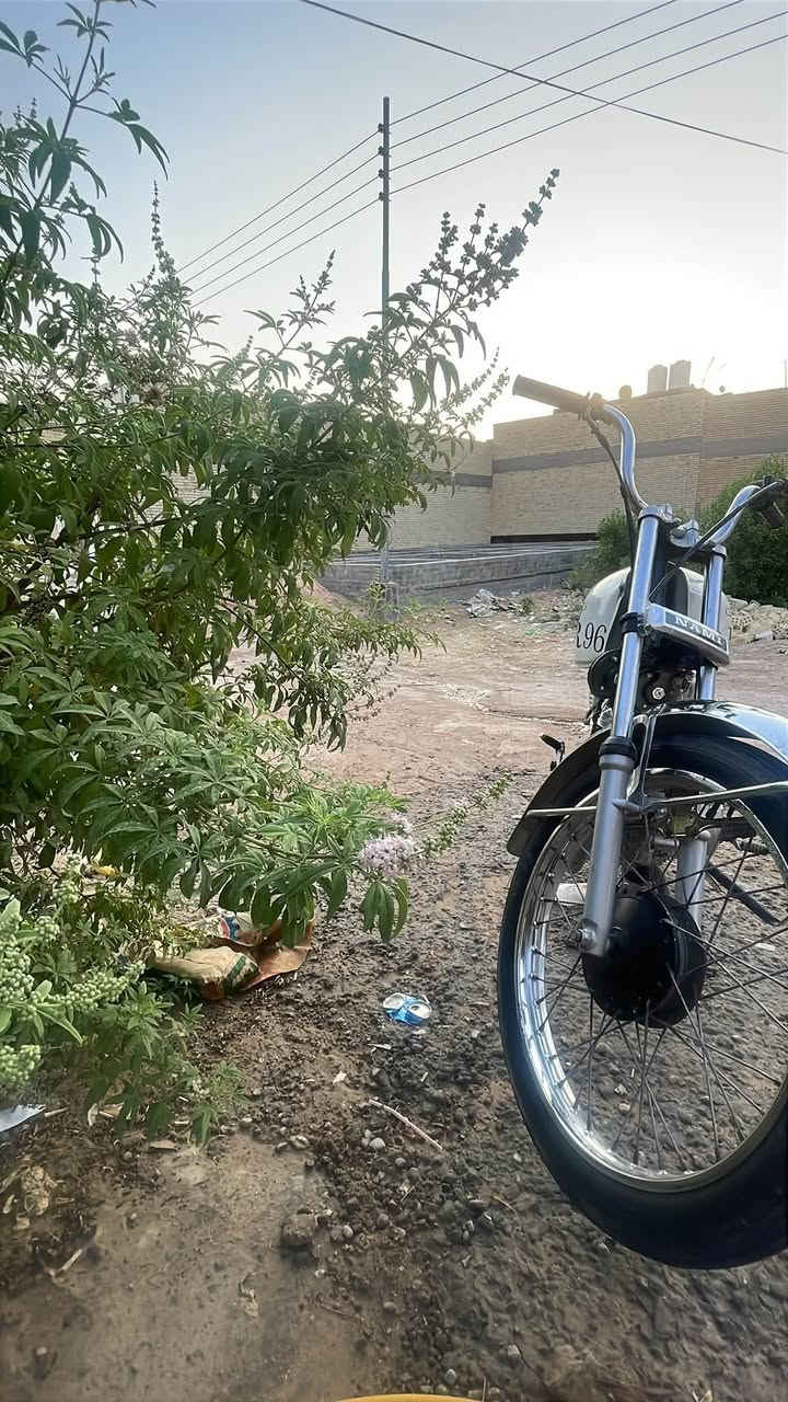 سلام عليكم دراجه اربعه كير كلك مديل 20 مكينه مامفتوحه مكاني النجف حي النداء السعر 375 وبيه مجال حك جيه ***********
