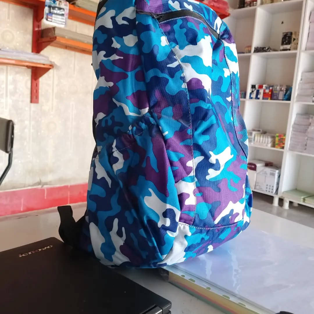 🎒 حقيبة مدرسة عملية وأنيقة لأطفالكم! 🎒
​استعدوا للموسم الدراسي الجديد مع هذه الحقيبة المميزة والمريحة
​✨ مميزات الحقيبة:
​🪶 خفيفة الوزن: مريحة جداً للأطفال ولا تسبب أي ثقل.
​🏫 مناسبة للمرحلة الابتدائية: تصميم مثالي يناسب البنين والبنات.
​🧵 خامة عالية الجودة: مصنوعة من الكتان القوي والعملي لتحمل الاستخدام اليومي.
​& راحة إضافية: ظهر مبطن بالأسفنج لحماية ظهر التلميذ  وتوفير أقصى درجات الراحة.
​📍 متوفرة الآن لدى: مكتبة الأبرار 

بسعر  6000 دينار 

🏠 العنوان: قرب القائممقامية - قضاء الغراف
🛵 خدمة التوصيل: متوفر التوصيل السريع داخل قضاء الغراف.
​📲 للحجز والاستفسار عبر واتساب:
📞 ***********
📞 ***********

نص مكتوب في الصور:
- TACTICAL ELITE 25L - Durable Fabric CAMOUFLAGE COLLECTION