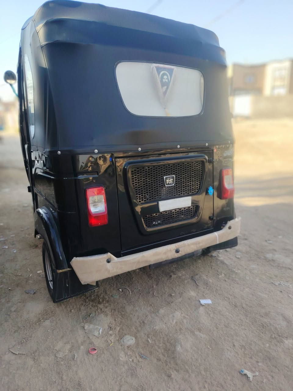 موديل 23  بشهر 11 كفاله عامه دراجه بعدها بوضع شركه
سعر 9و600 ومجال حق جيه ولمو شراي لا يتعبني رجائن 
***********
