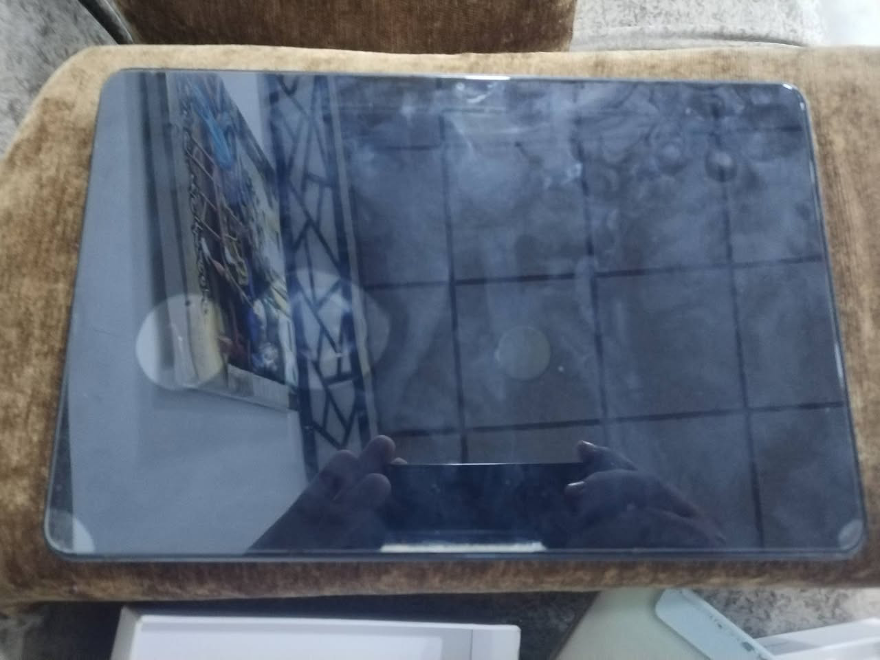السلام عليكم هذا ايباد للبيع ماعرف بيهن ولا اعرف اسمه صارله شهرين اخذته 475 نضيف لا من كسر ولا مفتوح جهاز مقفول بوبجي برامج يخبل كلش وسعر 250وبي مجال /***********
