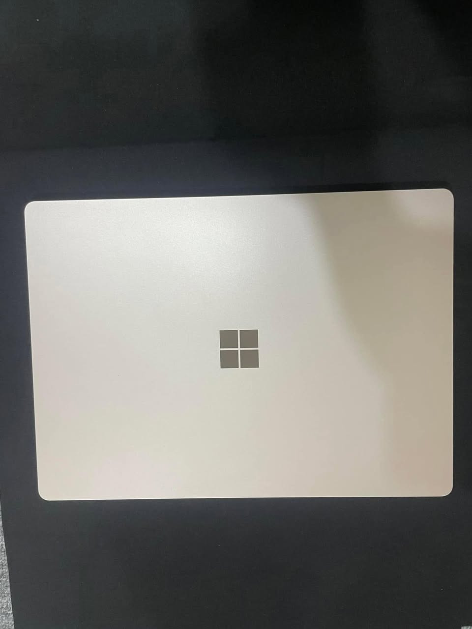 سيرفس لابتوب ٣ 

جهاز نظيف 

جيل ١٠ 

شاشة ١٣.٥ ips 

2k

Core i5 gen 10 G

Ram 8GB

HARD 256 SSD 

GPU INTEL IRIS PLUS G7 4GB

السعر 450 الف 

***********

اربيل يوجود توصيل
