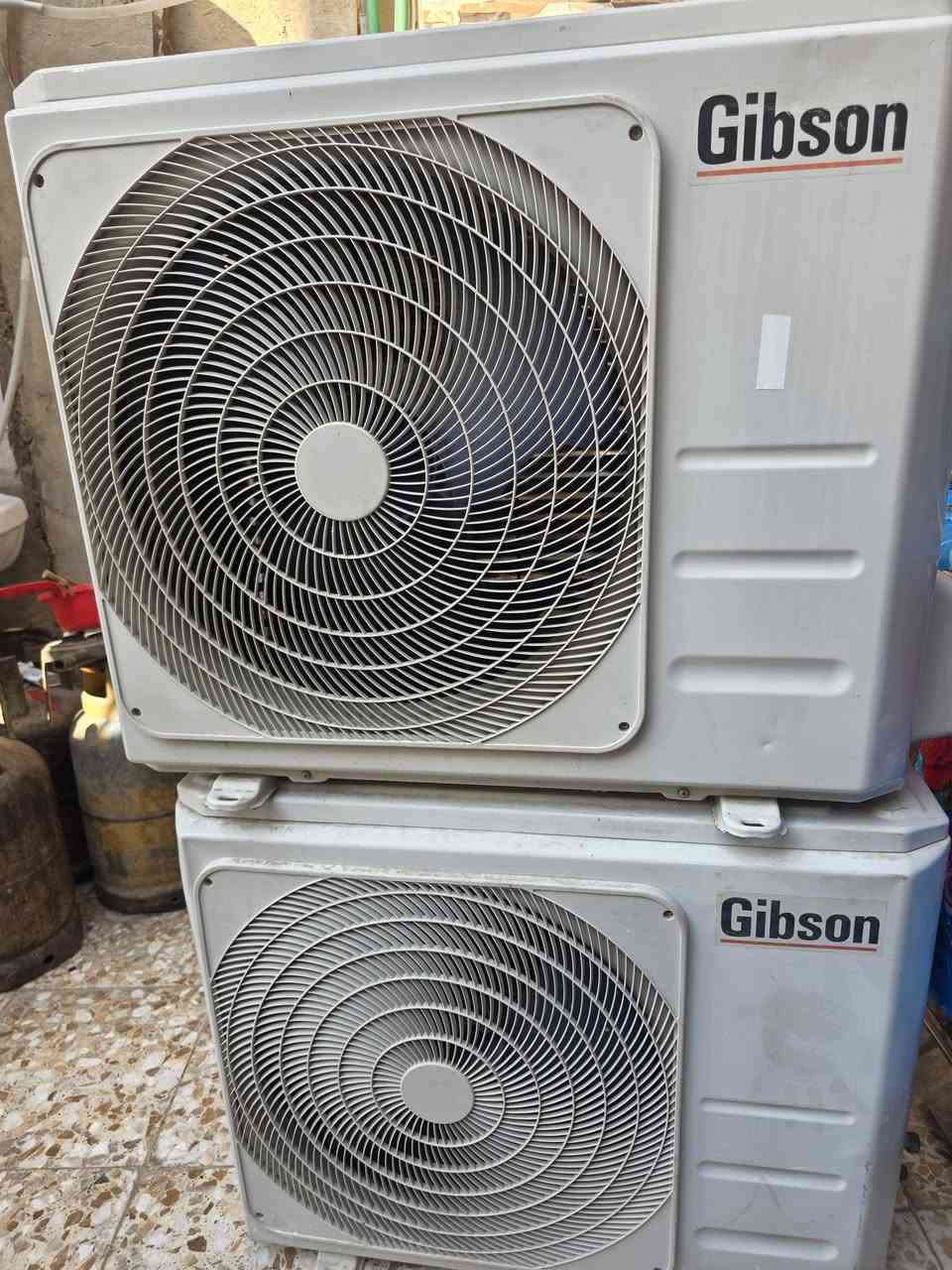 قطع خارجيه 2طن   معه الشد  وظمان سعر. 250الف  كربلاء مامصلحات  شركه ***********    ***********

