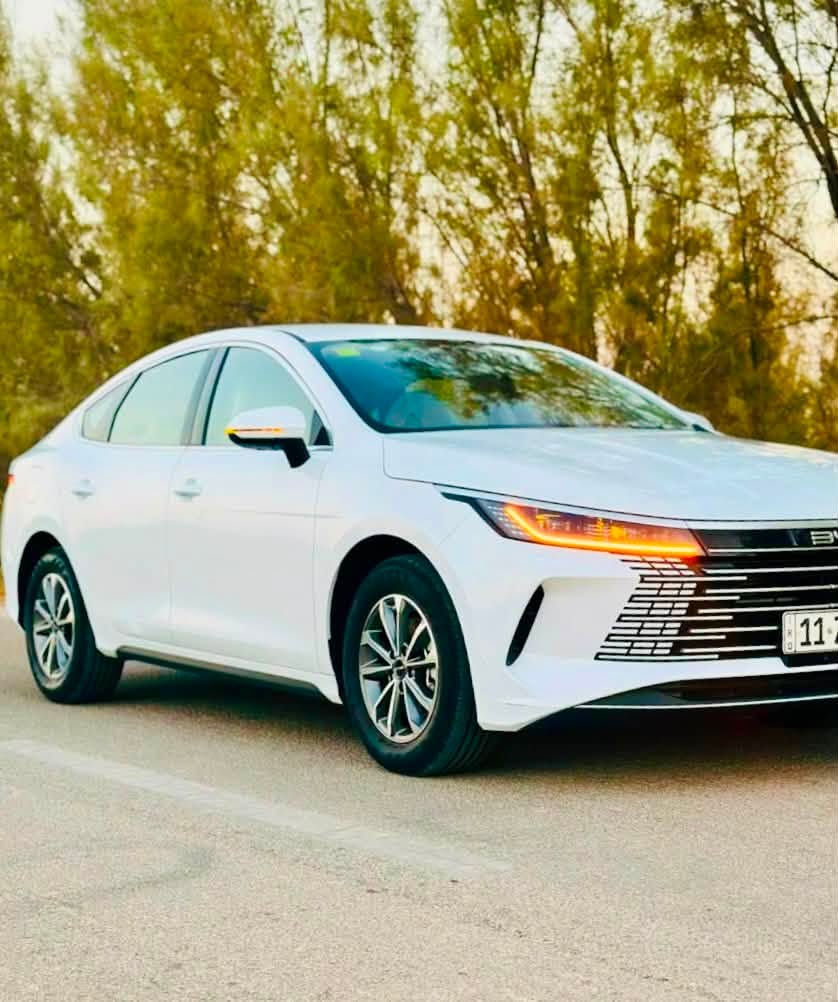 سلام عليكم 
للبيع BYD دسترويل 2025 رقم بغداد تحويل مباشر ماشيه 3 الاف الكلي ٥٠٠ محرك بانزين 
بيهة فقط رصعة في الباب الخلفي جهية اليمين ورصعة في الصندوق زغيره باقي السيارة مكفول السيارة جديدة استعمال شخصي 
فول مواصفات عدا الفتحة غراضها كامله 
السعر ١٩.٧٠٠ 
مكان السيارة بغداد
***********
