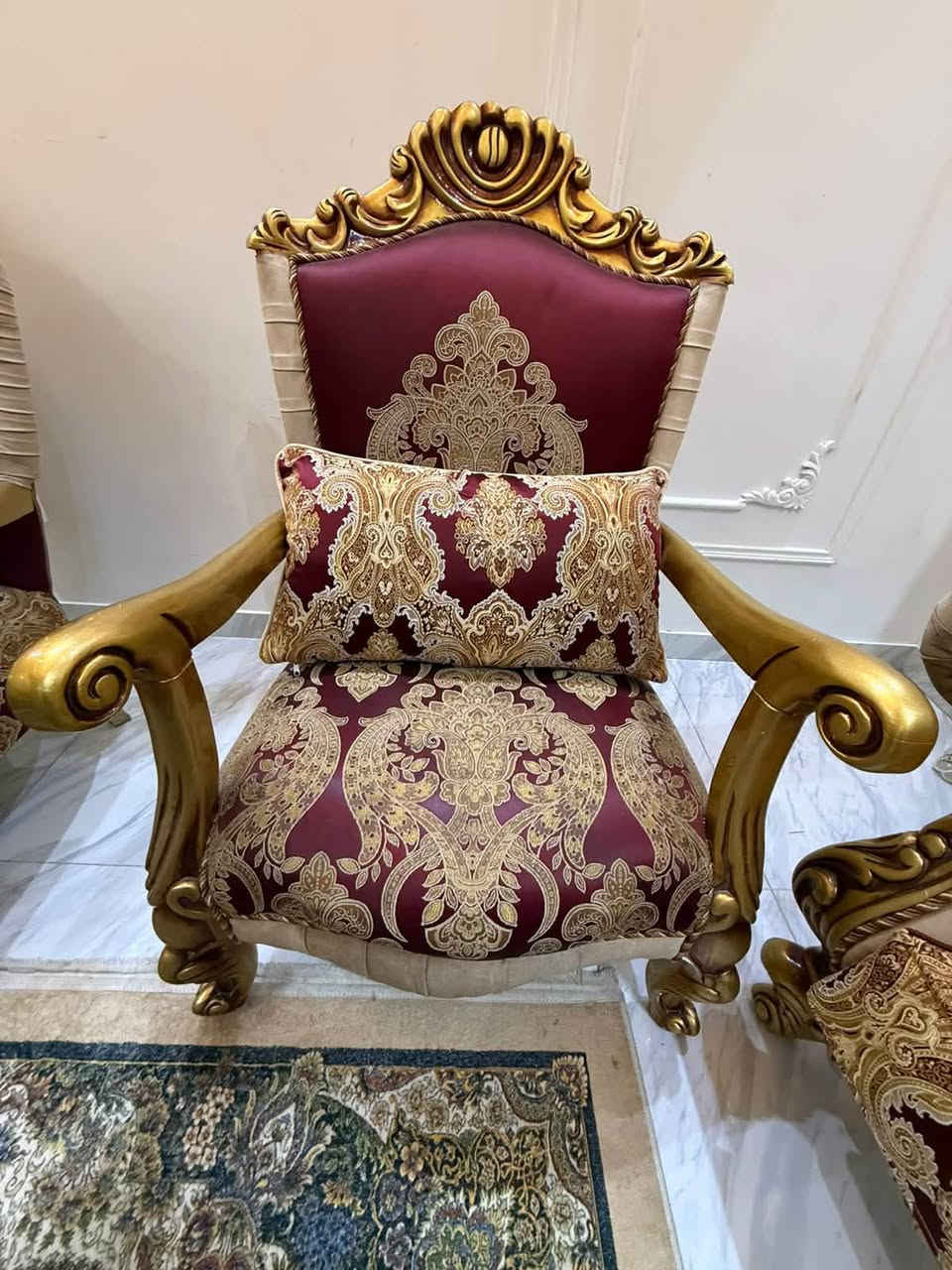 كنب • مستعمل • واتساب