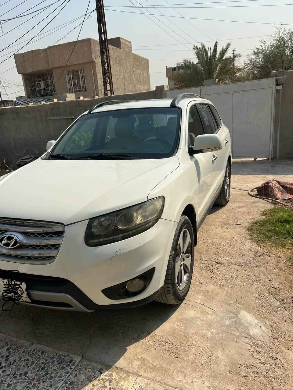 سلام عليكم سنتافي موديل   2012
لبيع فول مواصفات السعر 170 او بيها مجال 
رقم الهاتف ***********
