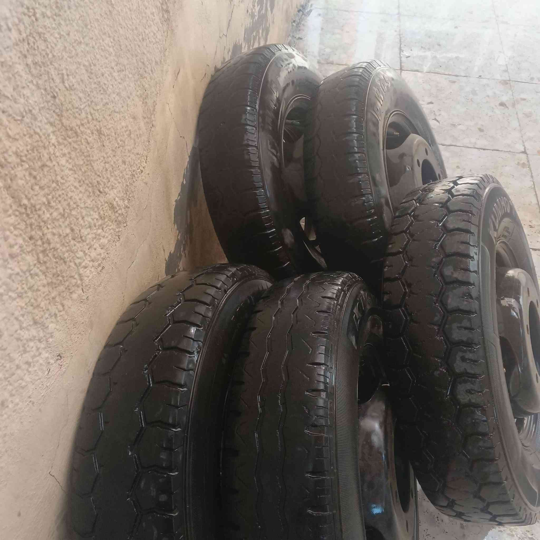 تايرات مع الويل كيه فحل العدد 5 قياس 13 بغداد العبيدي ***********
