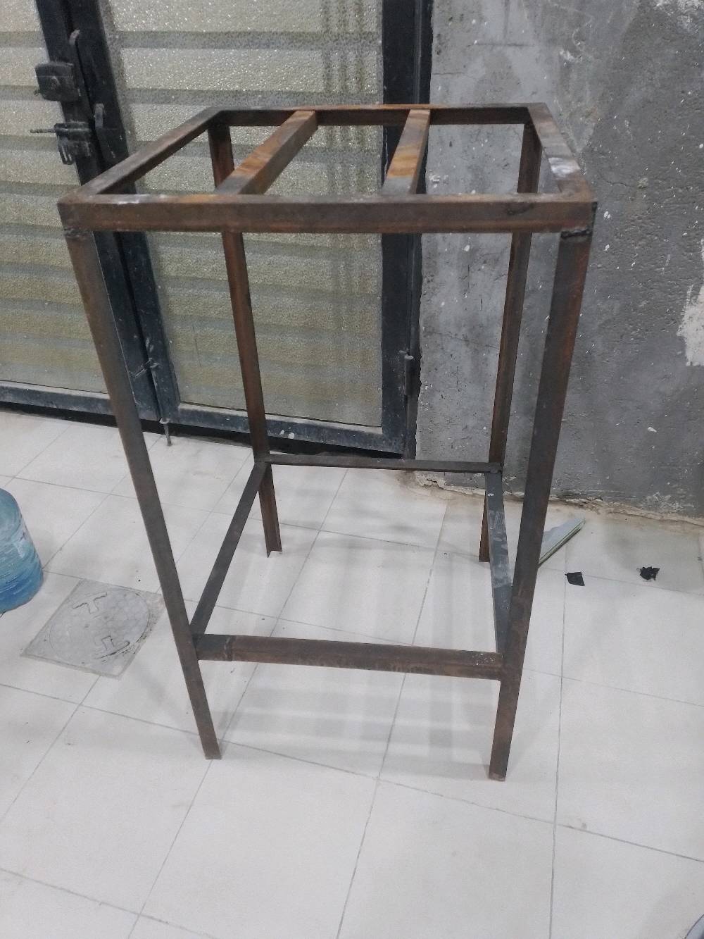 قاعدة • ثلاجة ومبردات • تحمل ٥٠٠ كيلو