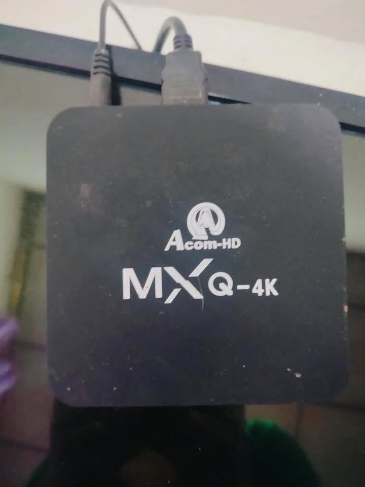 تلفزيون نوعيه LG احسن نوعيه حجم موجود بل صوره بي إنترنت  مبي شخط نضافه فول ويا تعلاكه مالته شعور ٢٥٠ 
الستلايت مشفر نوعيه كلش زينه أنواع برامج بي سوق بلي  سينمانا قنوات فضائيه قنوات طوبه  ونوعيته معروفه اسالو عنها  سعر ٤٠ ألف  بي مجال بسيط مستعمل مره وحده بس شتريته ٧٥  كركوك أسرى مفقودين رقم ***********
