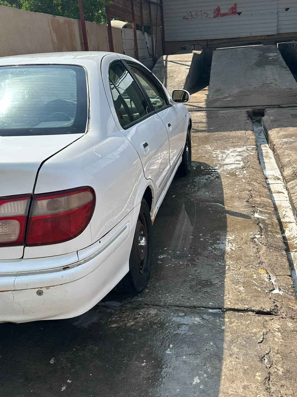 نيسان صني • ٢٠٠٠ • البصرة