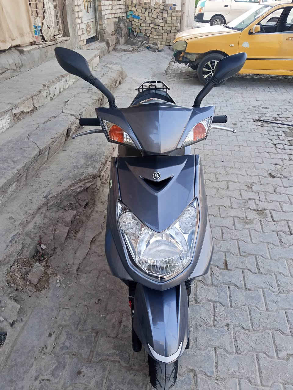 دراجه للبيع دراجه جديده نضيفه كلهه شغاله ما بيهه شي نقص. مكان محموديه
رقم ***********
