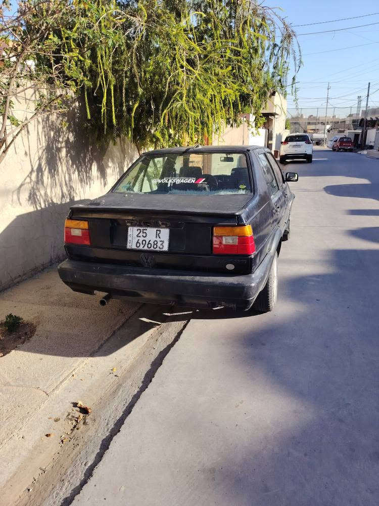 جيتا ٩٢ كير اوتو محرك اسود مابيها ظربه قويه فقط يحتاج صبغ سعر ١٩ للتواصل *********** كركوك, العراق
