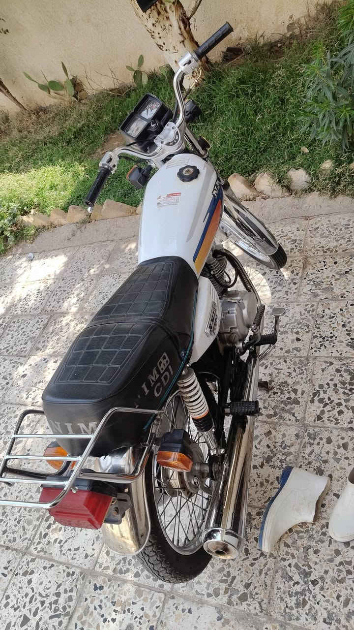 سلام عليكم 26 نامه درجه حلوه شراي ينتصل بخدمتك سعر 650 كوت ***********
