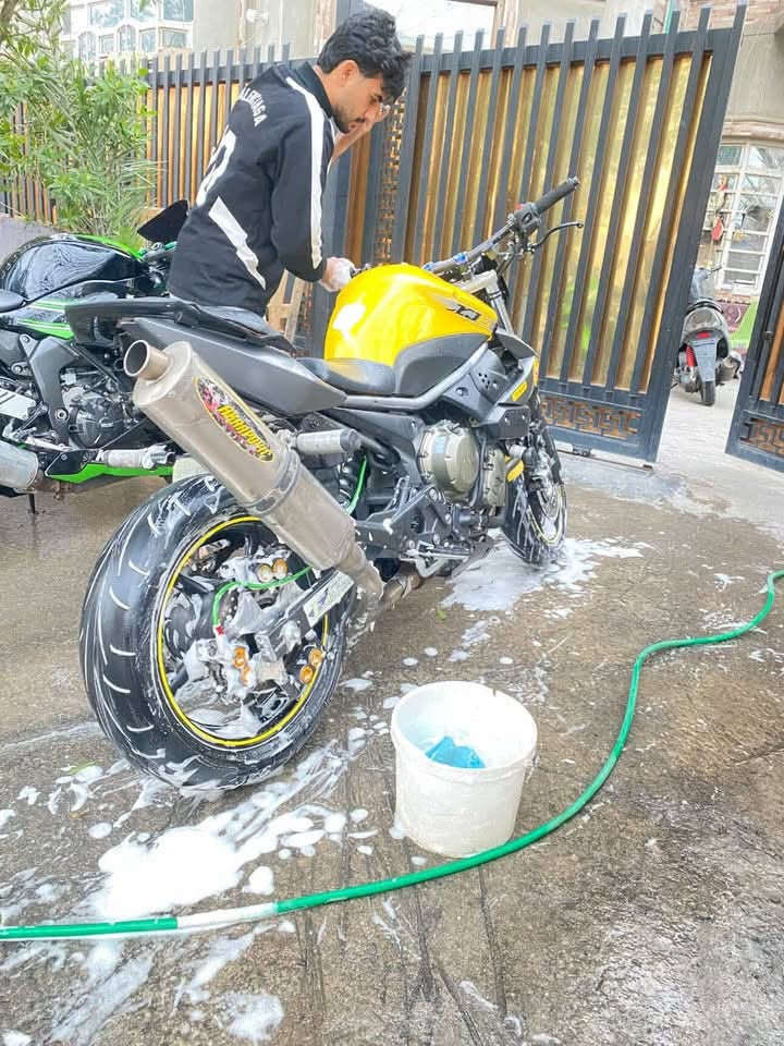السلام عليكم
Xj6 محرك 600 2017 

الدراجه جديده جديده بمعنا الكلمه 

الدراجه من المميزات بل عراق هيه وأخته الثانيه يم حازم نجم بأربيل 

مكينه وكيررر مكفولاتتت ✅✅

الدراجه عليهه دوسات خلفيه رياضي عليهه بدأت رياضي عنابير 

فجوج ٣ ابو طره الدراجه نشاط فول ومعروفه باسم البرازيليه 

الدراجه للبيع معروضه بسعر مناسب ب٢٧ وبيهه مجال 

‭***********‬

للتواصل
