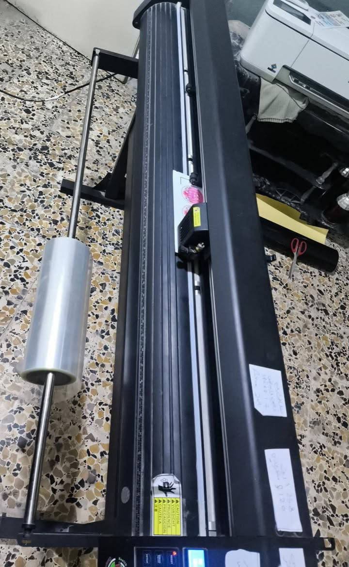 طابعة L1800 A3 • ليزر رايكوس 30واط • بيع مستعجل