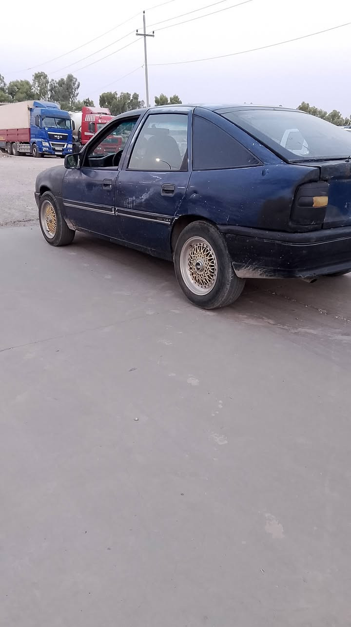 بەناوی خوای گەورە ئۆپڵ ڤیکترا مەکینە بیست پێشی تازە داگیراوە نوقسانی نیە گیڕومەکینەو تەقەو ڕەقە بەشەرت بەس بۆیاخیکی ئەوێ سەنەوێ سەوزەکانە سلاید بریک ئەیبی ئیس شوێن کەلار سعری10 مۆشتەریت تێڵ کە‏‪***********‬‏ژم ئەدمینی دڵ🖤
