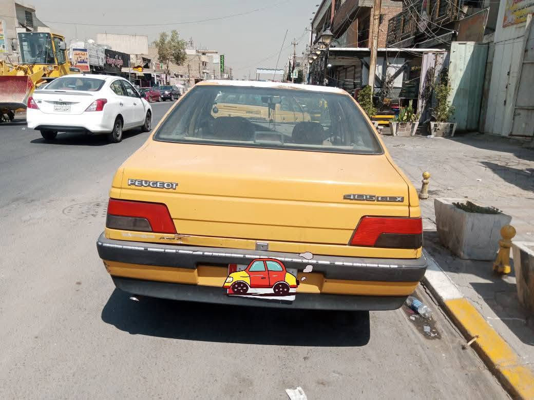السلام عليكم سياره بيجو 2010كامله مكينه فرنسي تبريد شاشه كامره بيها خياس بصيط بلجاملغ الخلفي وصفحه الثانيه طخه بلزلف واضحات بصوره والباقي لاتبديل ولا تعمير رقم بغدادمكاني بغداد الجديده معروضه 35ورقه رقم الموبايل***********
