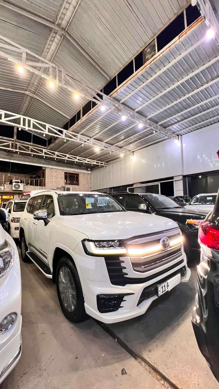 تويوتا لاند كروزر VX LIMITED 2024 

محرك 4000 

6 سلندر

تنفس طبيعي  

مواصفات السيارة

مقاعد جلد

شاشة عرض للمقاعد الهلفب 

تبريد وتدفئة المقاعد الامامية 

وتبريد بالمقاعد الخلفية

كاميرات ٣٦٠

نظام سلامة تويوتا 

فتحة سقف

رقم بغداد تحويل ثاني يوم 

للبيع او مراوس 

مكان بغداد 

الاستفسار رقم الهاتف 

***********//***********
