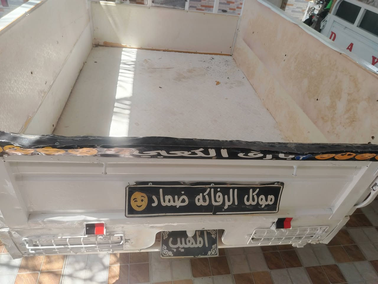 السلام عليكم ستوته للبيع موديل 2021 اوراق اصولي مداور من الوكيل محرك مفتوح  كهربائيات كله شغاله تايرات نضاف ستوته جاهزه ونضيفه مكاني شطره وهذه رقمي***********
