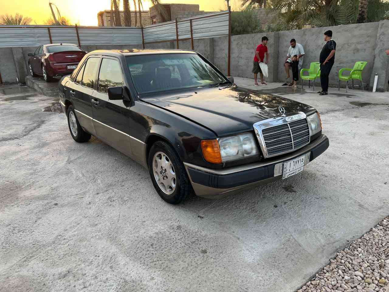 مارسدس دب لبيع موديل 89 مكينه وكير Vvt مكفولات رقم انبار تحويل ثاني يوم حداديه جديده  مصبوغه عام جماليه دواخله حلوه كهربائيات كله شغاله جاهزه من كلشي مكان كربلاء طويريج السعر 44 وبيه مجال ***********
