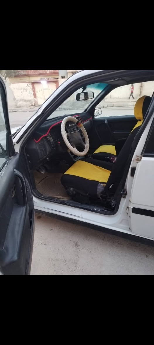 فالفو للبيع حجم440 محرك 19 رينو
رقم نينوى مسطره
محرك بدايت نفخ كير نضيف  تحويل مباشر 
كاربون ماستر  بيها فقصه بل تكمه باب السائق على وضعها
سياره جاهزه من كلشي وضع بلادي السعر 16$وبيها مجال حك الجيه ***********.     ***********
