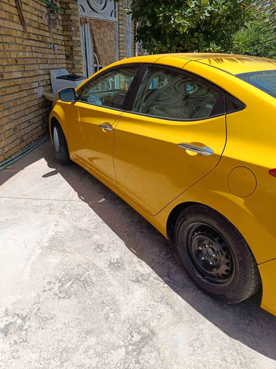 للبيع هونداي النترا موديل ٢٠١١ وارد امريكا محرك ١٨٠٠ دوش رقم بغداد تبريد حدادية جيده تخم تاير  فقط تبديل جاملغ امامي والباقي ليبل واحد سعرها  ٨٥ ورقه بيها مجال مكان السياره كوت اتصال على الرقم ***********
