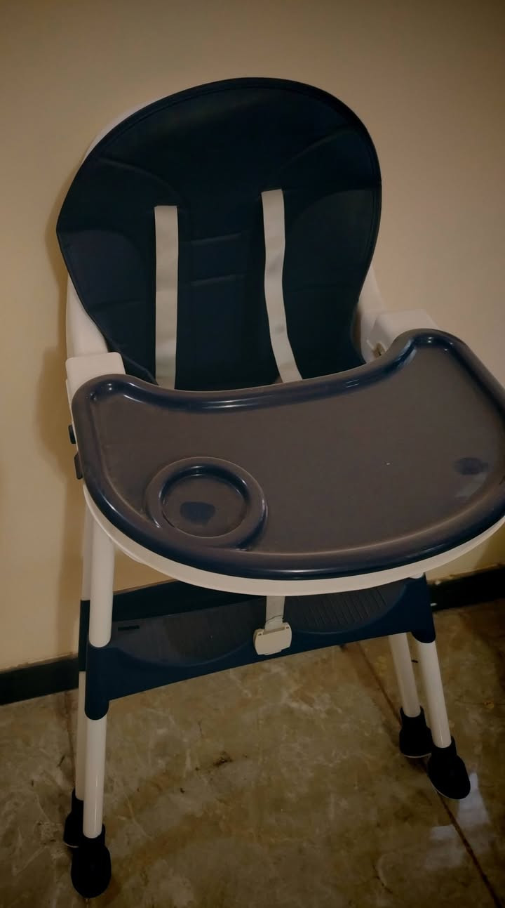 غسالة أطفال بوش • عربة أطفال • كرسي طفل