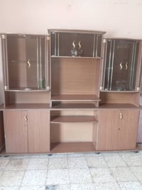 معرض خشب • نضيف • مرتب