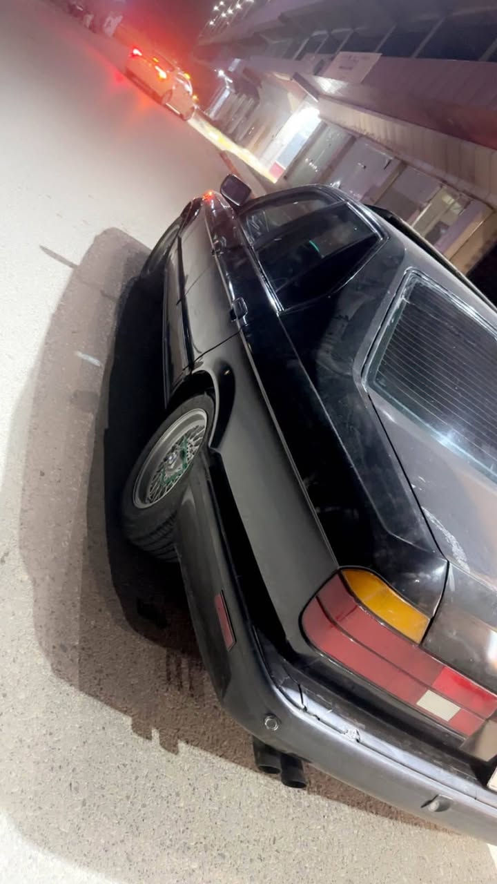 BmW1991
730 بلاد 
سيارة بدون دعم عام جماليه اثر تكحيل تبريد كهربائيات بدون صرف ونفخ كلشي بشرط عليها غرامات 10$ورقات ينزل من السعر تحويل وكاله تبريد كير مكينه كله شرط 
مراوس حسب القناعه للاستفسار *********** سميل, دهوك
