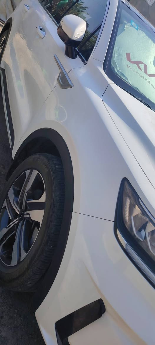 🚗 سيارة سورينتو خليجي
موديل 2021 

📍فول مواصفات 

نظيفة مڪفولة
  📟ماشية 64 الف

السيارة 7 راكب 
6 سلندر
3 قطع تبريـد
بصمتيـטּ
بصمة ابواب
منفذ شحن امامي خلفي مع منفذ Ups
شاحن لاسلڪي
گير ماوس 
سايد بريك دگمة
مانع انزلاق
حساسات
اربع وضعيات قيادة 
لدات امامي 
لدات داخلي
شاشة كبيرة
قياس ضغط الاطارات 
ويل 19
تحكمات ستيرטּ
تشغيل عـטּ بعد
اشاير بالمري
مثبت سرعة 
كشنات جلد
كشنات كهربائية 
فتحة بانوراما
كاميرا دوارة
صندوق كهربائي
بردات خلفية
وبيها هواي مواصفات

🚗السيارة مكفولة من كلشي فقط ملاحظات بسيطة 
استخدامها منزلي قليل
السيارة باسمي 
مداورة ثاني يوم
رقمها انكليزي  بصرة 

✍🏻السـ؏ـࢪ 288 وبيها مجال بسيط

📞للاستفسار اكثࢪ👇🏻
📱***********

