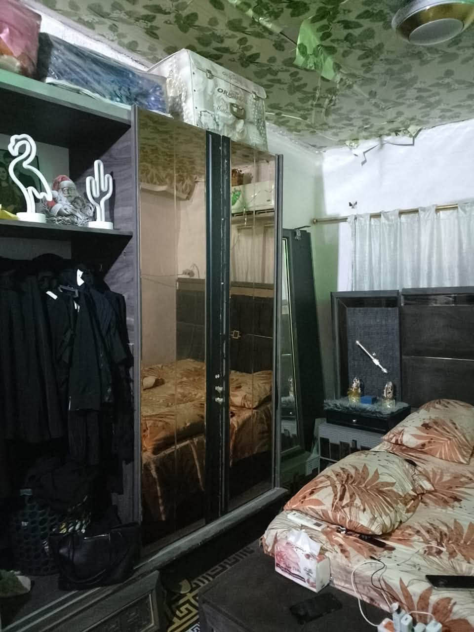 غرفه للبيع مستعمله انظيفه ٩قطع تركيه مكانه نجف للتواصل رقم ***********
