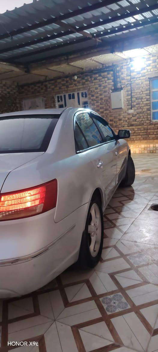 سلام عليكم
سوناته رقم بغداد بسمي

خليجي  مكينه 2400

الموديل 20010

شراي ينتصر هاذ رقمي ***********

نص مكتوب في الصور:
- HONOR X9c