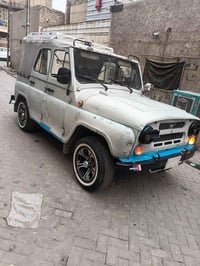 واز • ٢٠٠٠ • بدون رقم