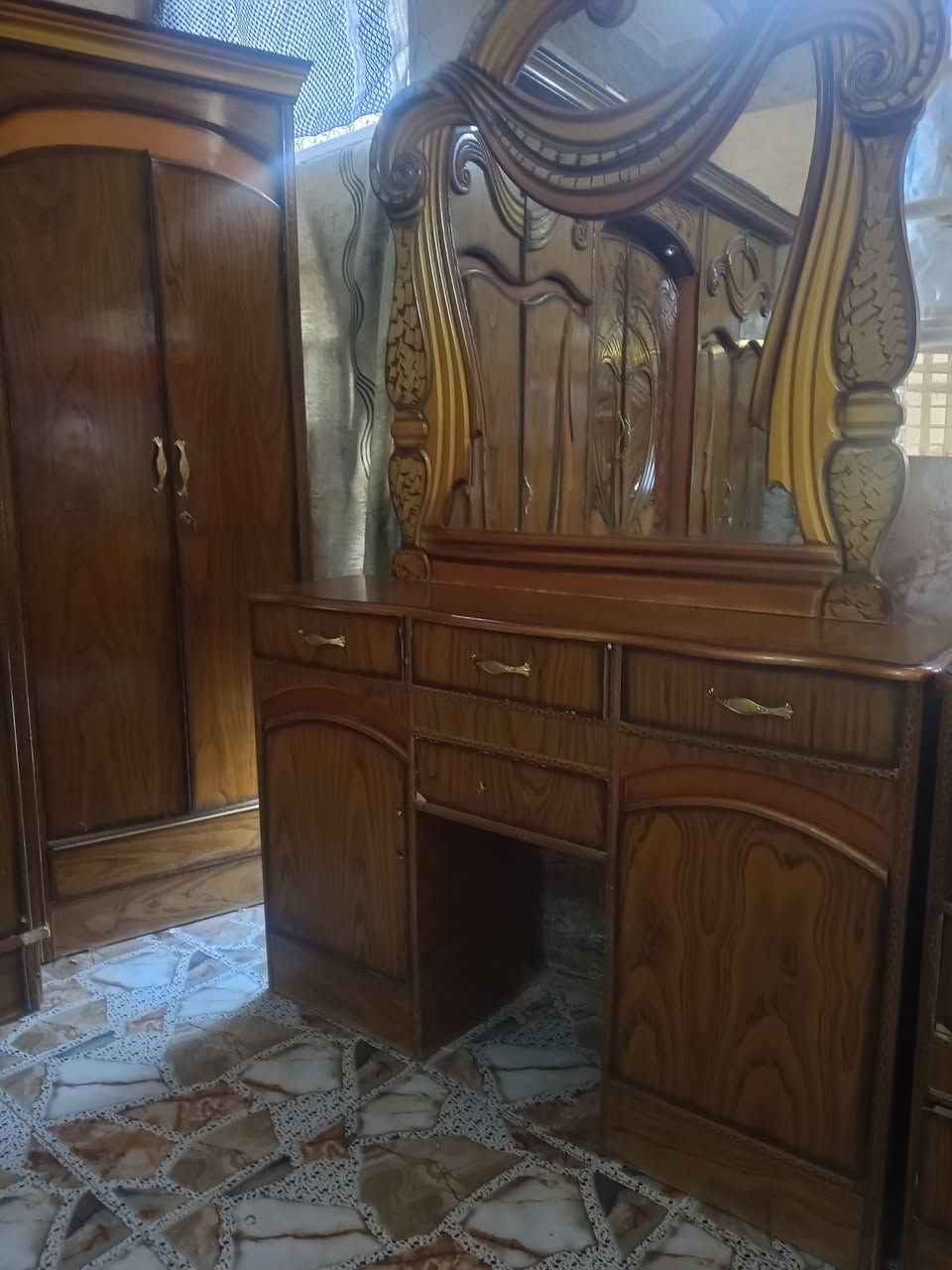 قرفة البيع السعر 550 بيه مجال الشراي ***********
