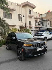 � للبيع | Jeep Grand Cherokee 4xe Hybrid 2024 🚘 اللون: رصاصي غامق وارد...